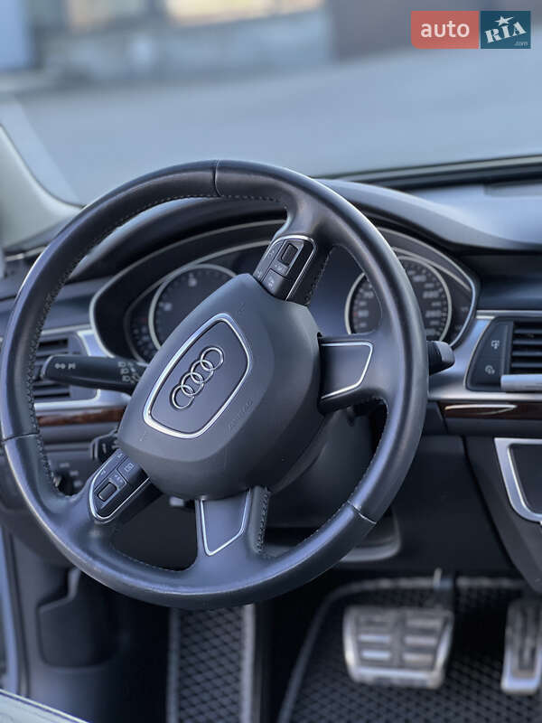 Седан Audi A6 2014 в Золочеві