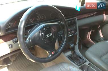 Седан Audi A6 1995 в 