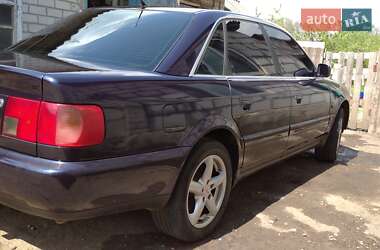 Седан Audi A6 1995 в 