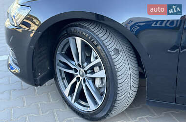 Седан Audi A6 2019 в 