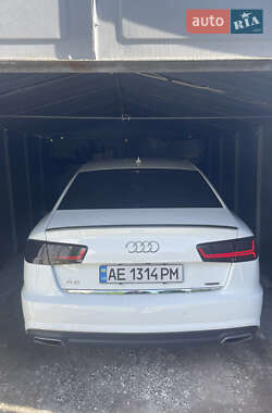 Седан Audi A6 2017 в 
