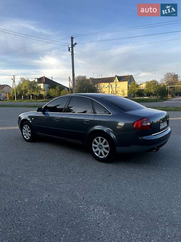 Седан Audi A6 2002 в Дубні