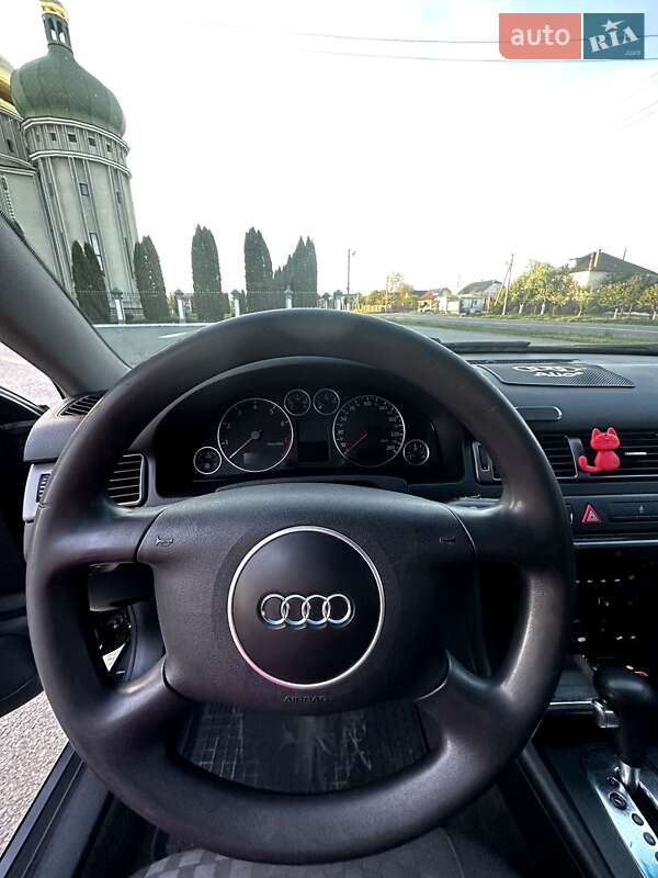 Седан Audi A6 2002 в Дубні
