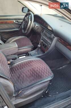 Універсал Audi A6 1994 в 