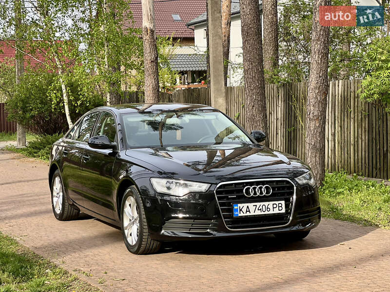 Седан Audi A6 2012 в Киеве
