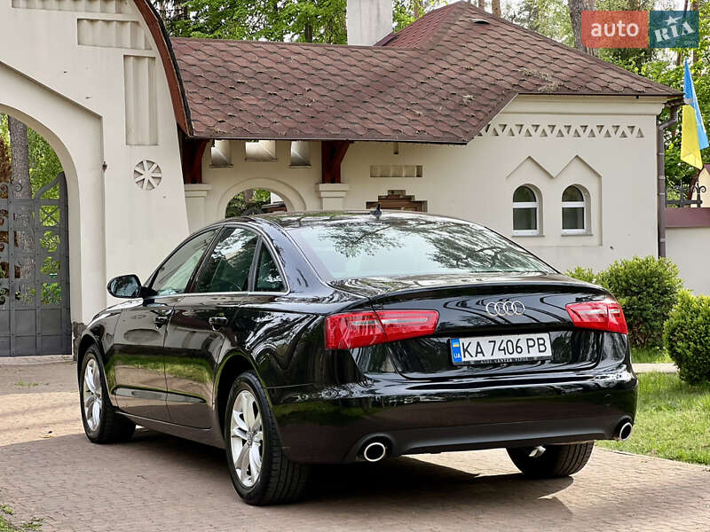 Седан Audi A6 2012 в Киеве