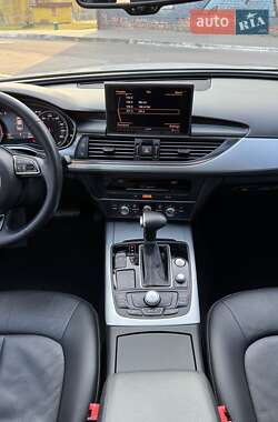 Седан Audi A6 2012 в 