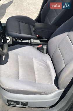 Универсал Audi A6 2000 в 