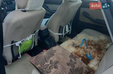 Седан Audi A6 2002 в 