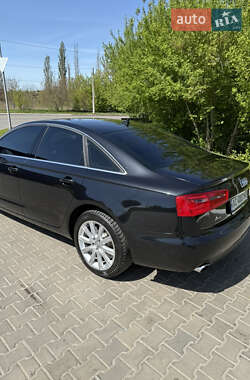Седан Audi A6 2012 в 