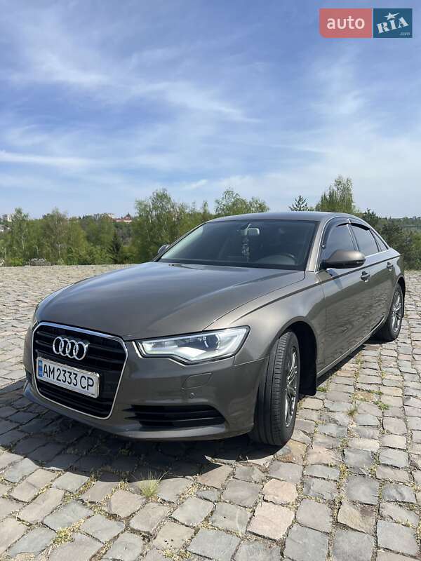 Седан Audi A6 2012 в Житомире