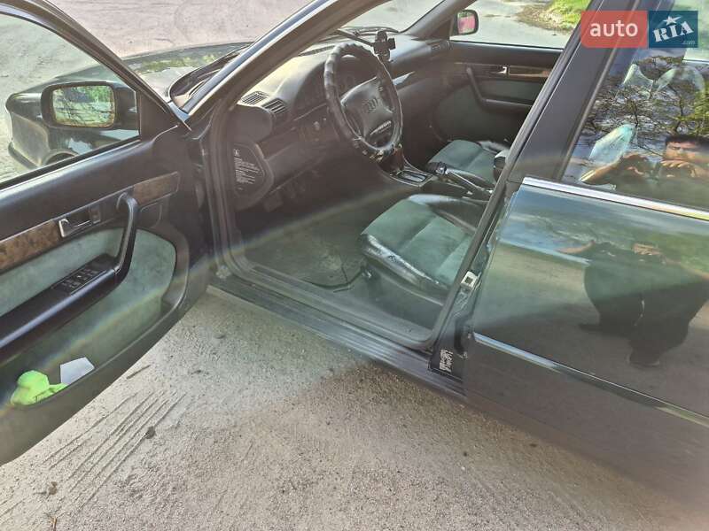 Универсал Audi A6 1997 в Киеве