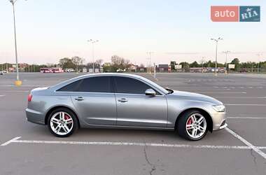 Седан Audi A6 2013 в 