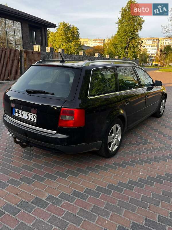 Универсал Audi A6 2002 в Звягеле