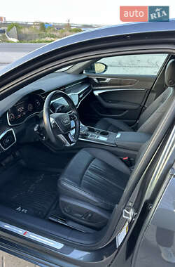 Седан Audi A6 2019 в 