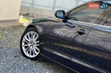 Седан Audi A6 2012 в 