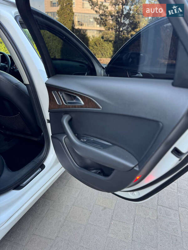 Седан Audi A6 2012 в Хмельницком
