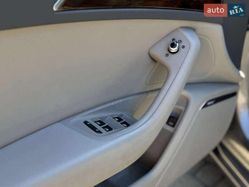 Седан Audi A6 2013 в Мукачево