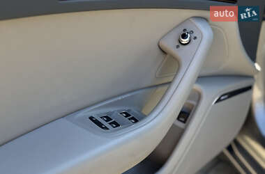 Седан Audi A6 2013 в 