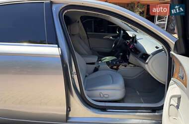Седан Audi A6 2013 в 