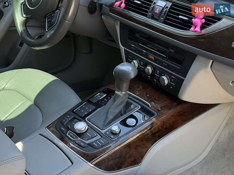 Седан Audi A6 2013 в Мукачево