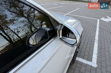 Седан Audi A6 2016 в 