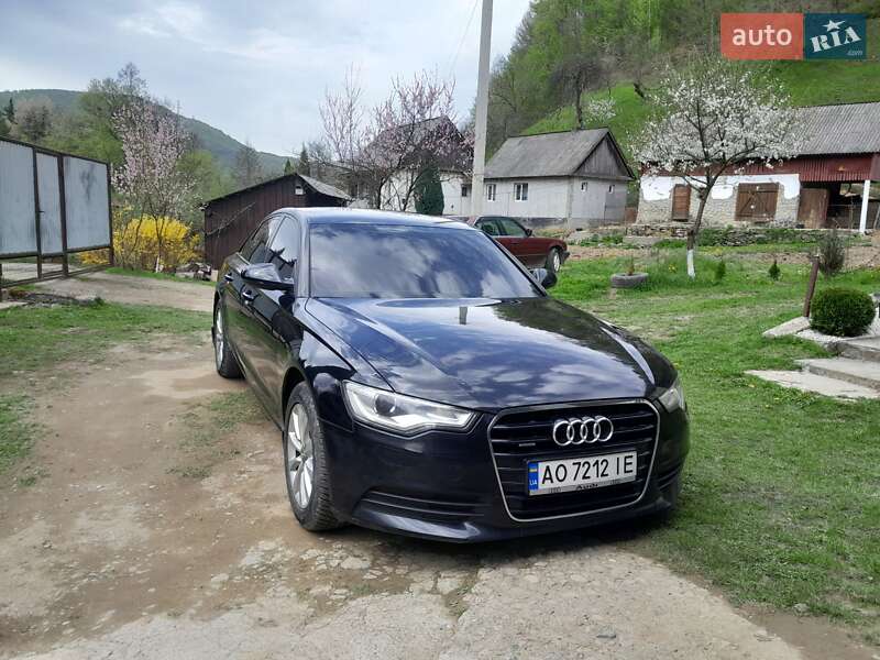 Седан Audi A6 2012 в Хусті