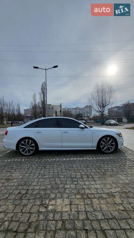 Седан Audi A6 2013 в Одессе
