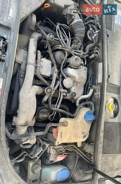 Универсал Audi A6 2004 в 