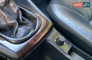 Универсал Audi A6 2000 в 
