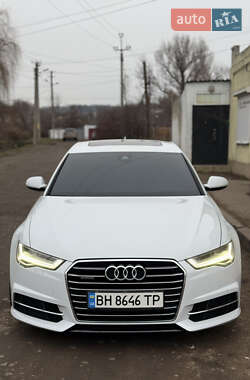 Седан Audi A6 2015 в 