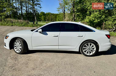 Седан Audi A6 2019 в 