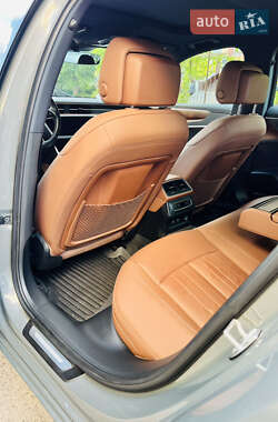 Седан Audi A6 2021 в 
