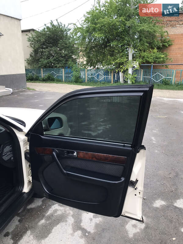 Універсал Audi A6 1995 в Волочиську