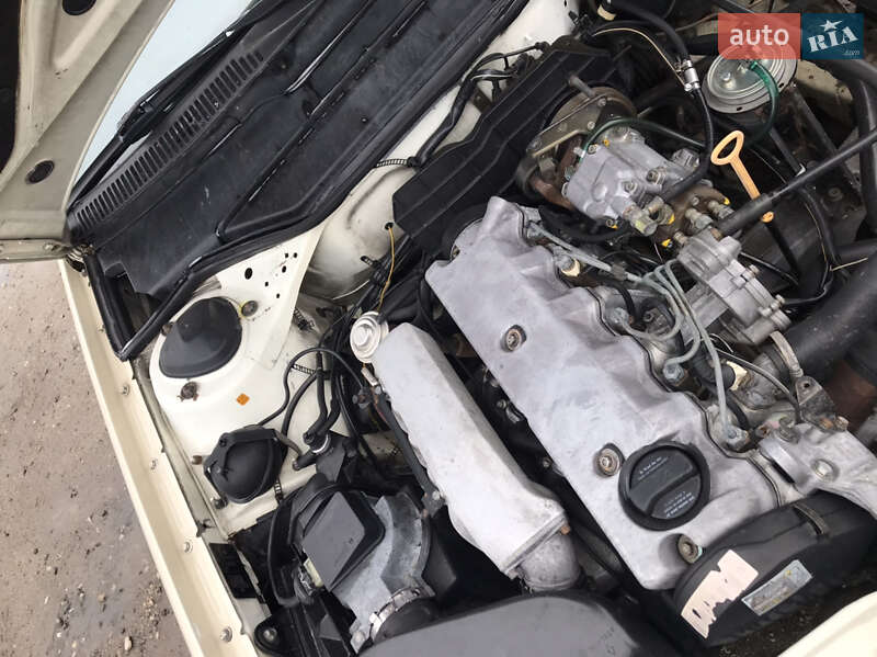 Універсал Audi A6 1995 в Волочиську