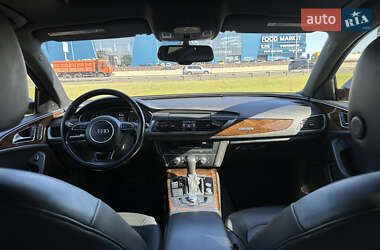 Седан Audi A6 2015 в 