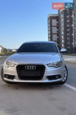Седан Audi A6 2012 в 
