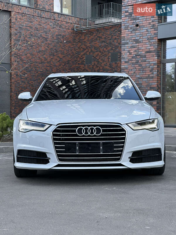 Седан Audi A6 2017 в Киеве