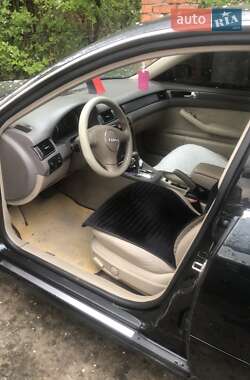 Седан Audi A6 2003 в 