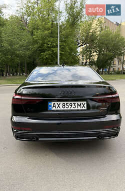 Седан Audi A6 2019 в 