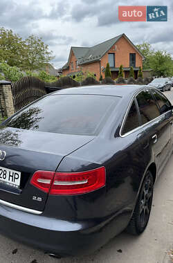 Седан Audi A6 2010 в 
