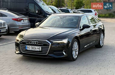 Седан Audi A6 2018 в 