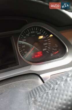 Седан Audi A6 2004 в 