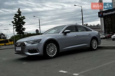 Седан Audi A6 2019 в 