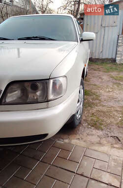 Универсал Audi A6 1996 в 