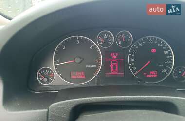 Седан Audi A6 2002 в 