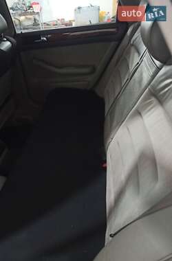 Универсал Audi A6 2001 в 