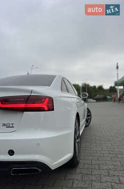 Седан Audi A6 2011 в 