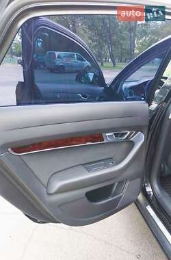 Седан Audi A6 2006 в 