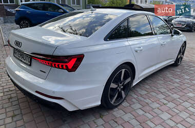 Седан Audi A6 2021 в 